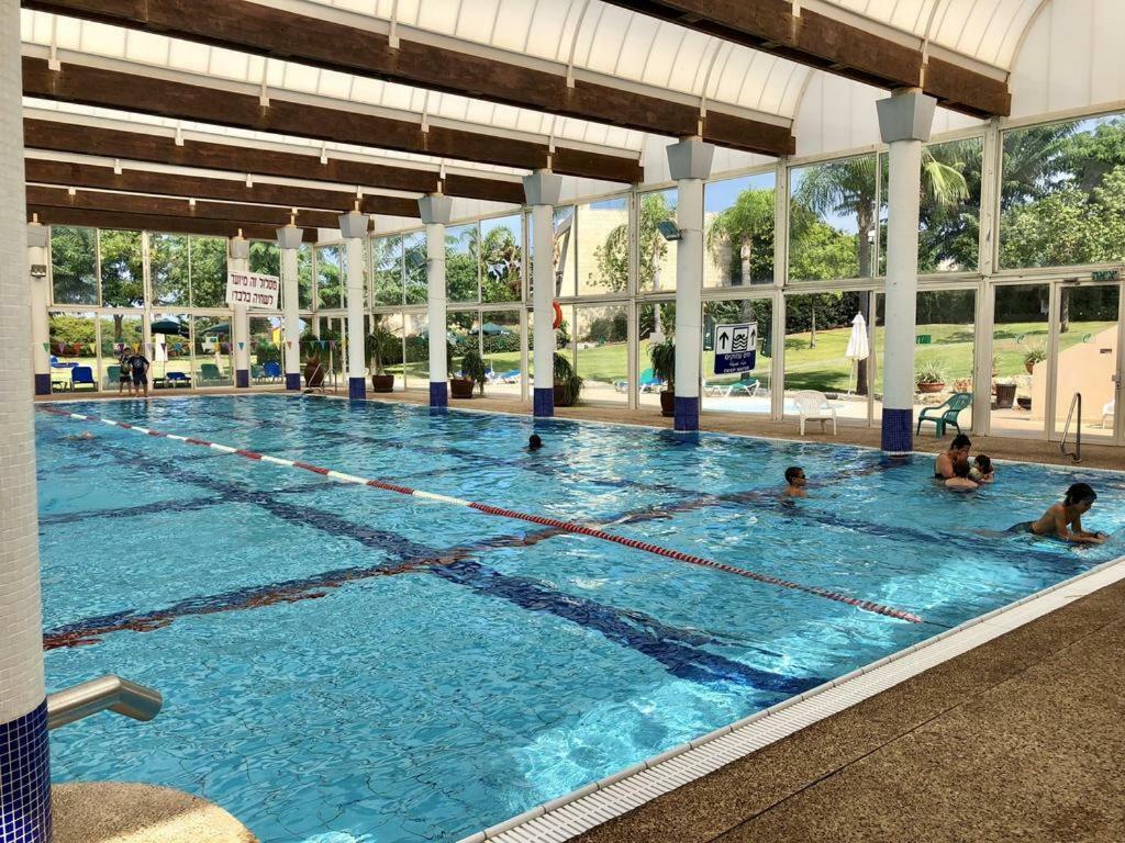קיסריה Holiday Garden Apartment מראה חיצוני תמונה